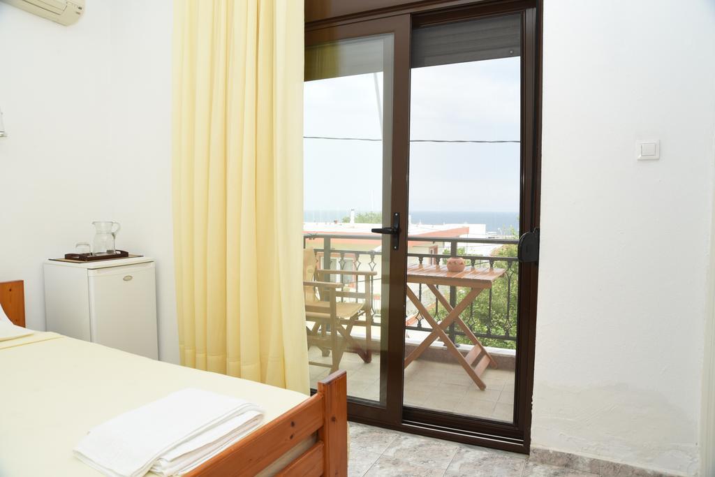 Anestis Chatzimihail Rooms Kamariotissa Dış mekan fotoğraf
